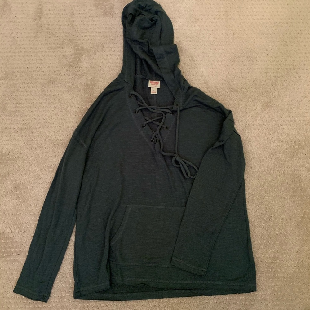 Green/teal ties pullover